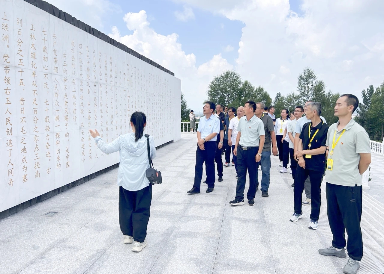 黨員7.jpg 黨員7.jpg